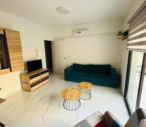 Brand New, Finikoudes Area Ларнака