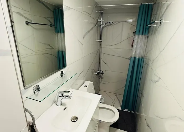 Brand New, Finikoudes Area 拉纳卡